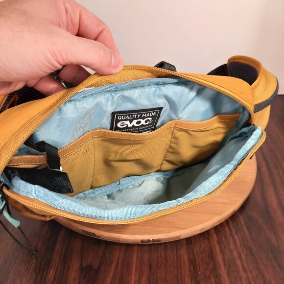 EVOC Hip Pouch Bag Loam Yellow Waist Fanny Pack Biking Hiking 1 Liter 1000ml - Picture 4 of 11